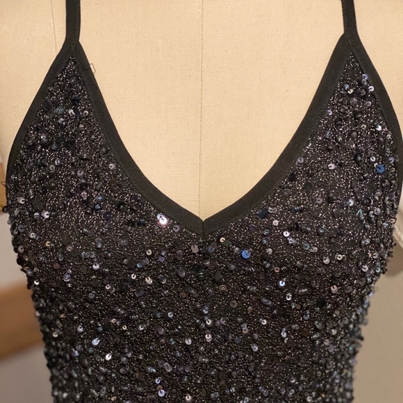 Haute Hippie Sequin Bead Feather Embellished Gown - Picture 7 of 16